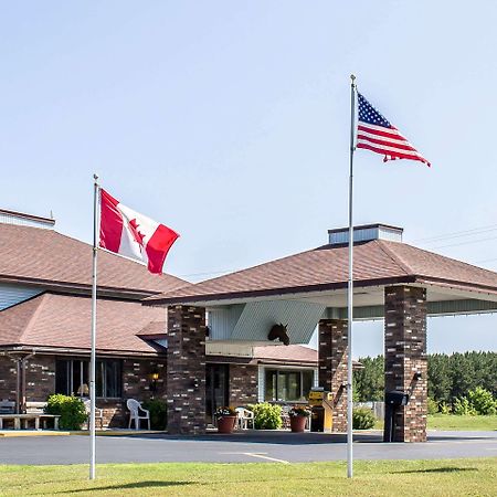 Quality Inn & Suites Newberry Bagian luar foto