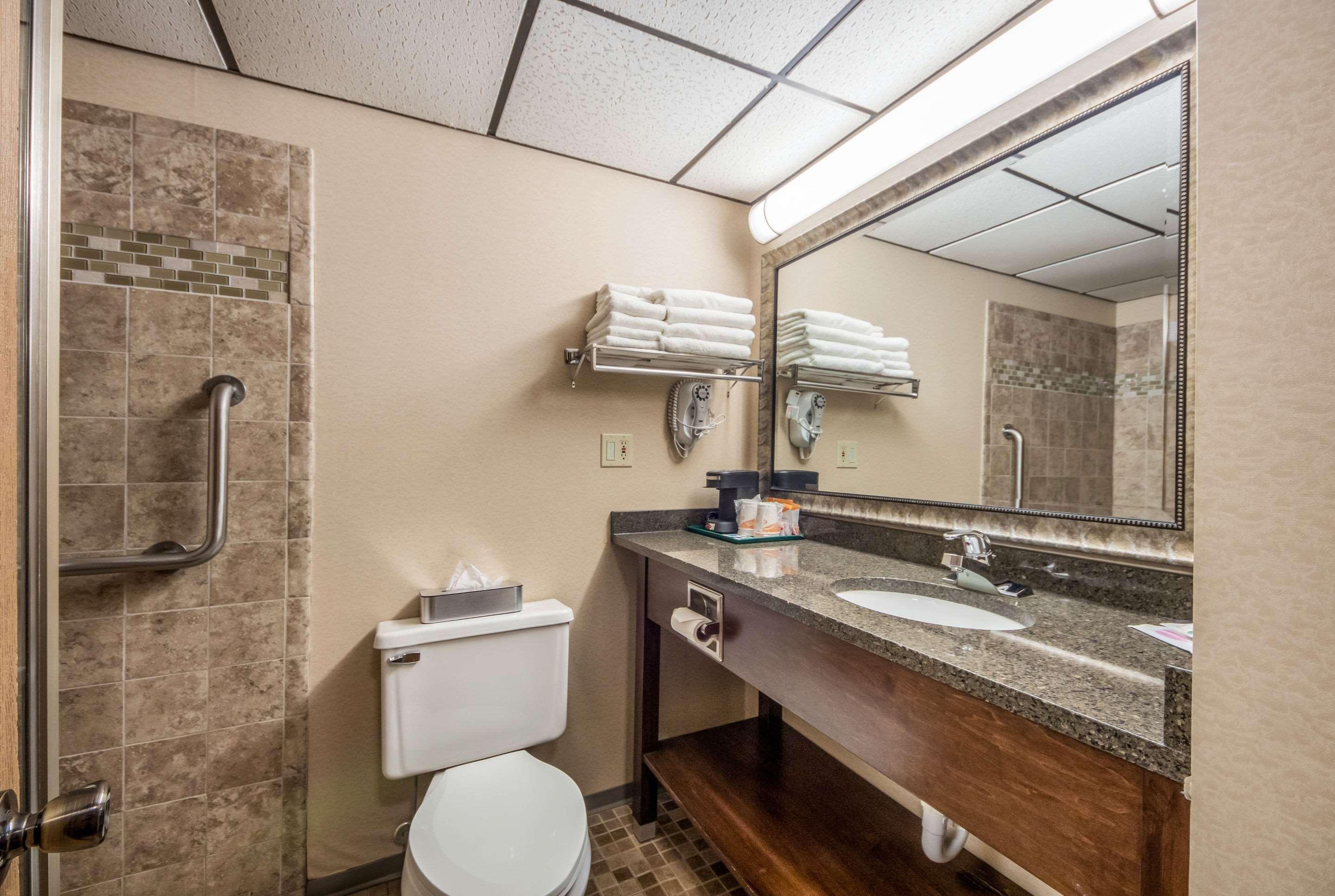 Quality Inn & Suites Newberry Bagian luar foto