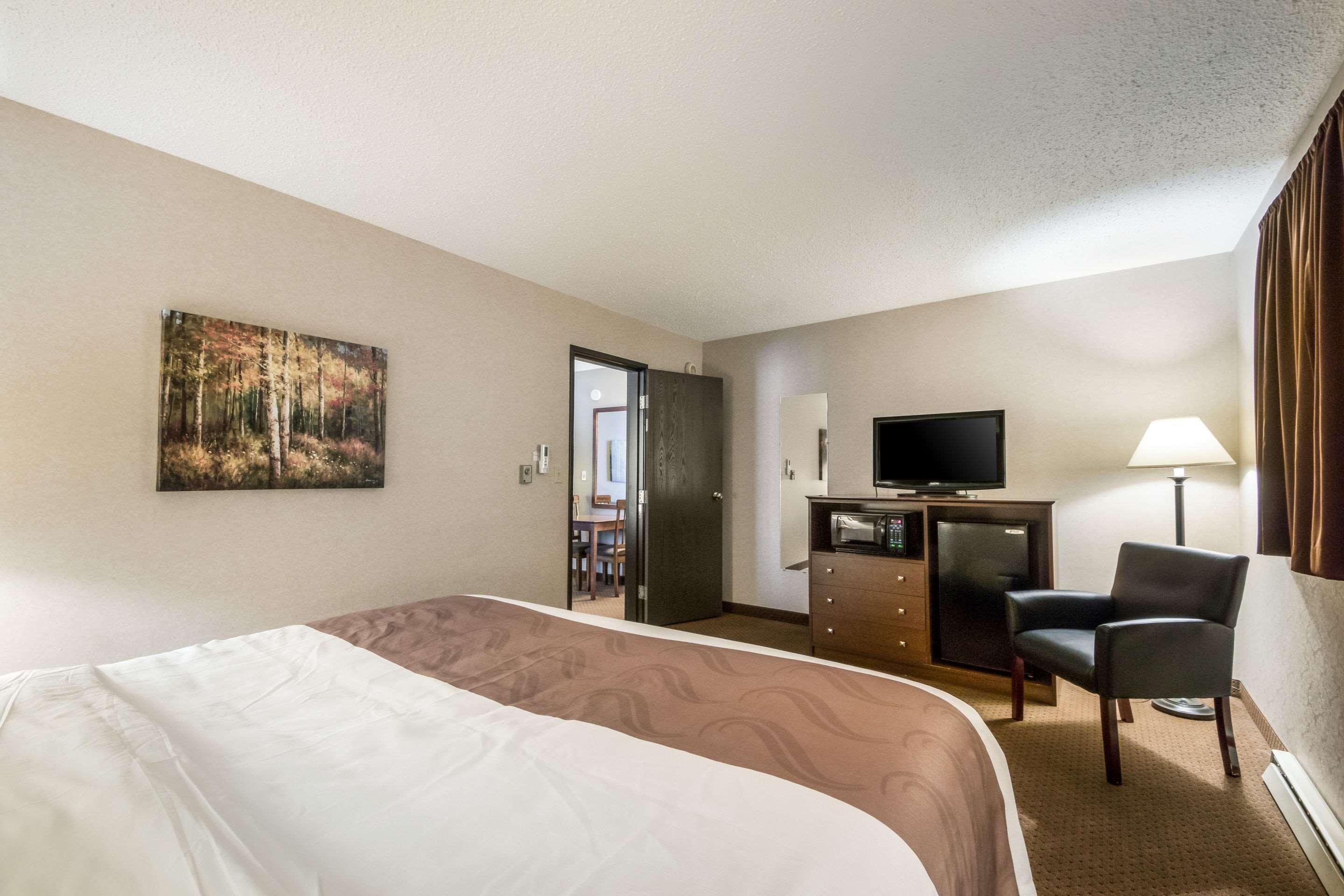 Quality Inn & Suites Newberry Bagian luar foto