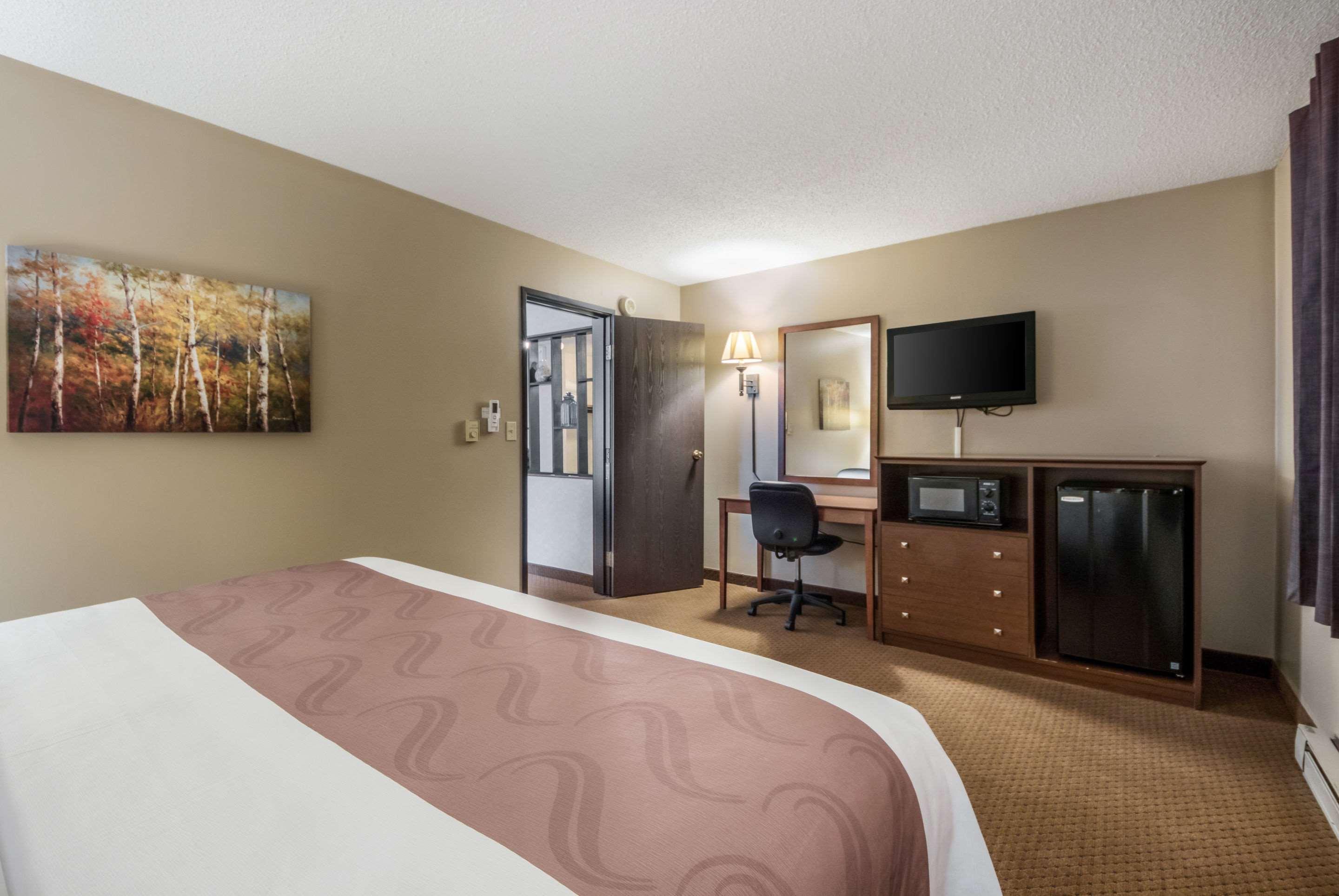 Quality Inn & Suites Newberry Bagian luar foto