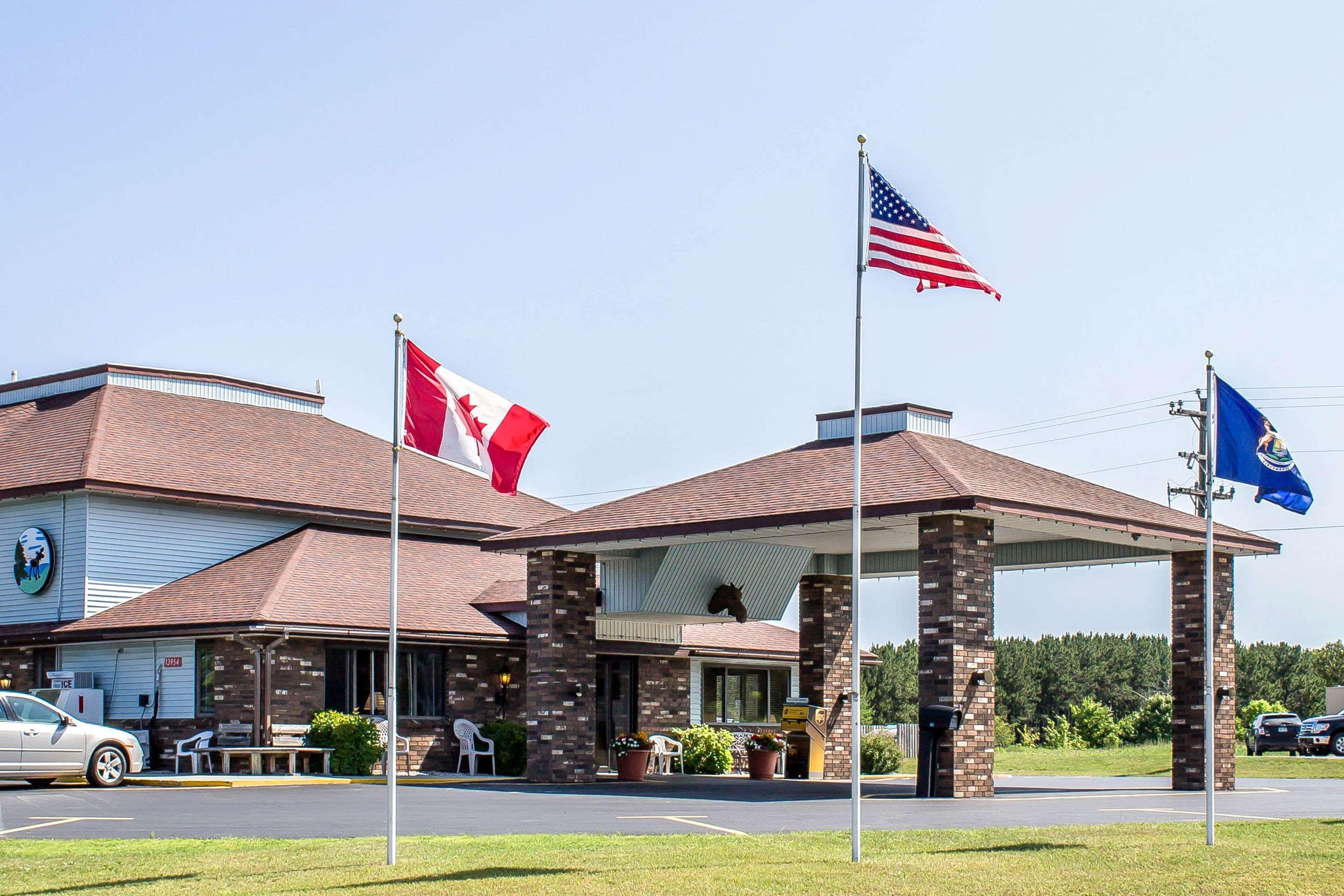 Quality Inn & Suites Newberry Bagian luar foto