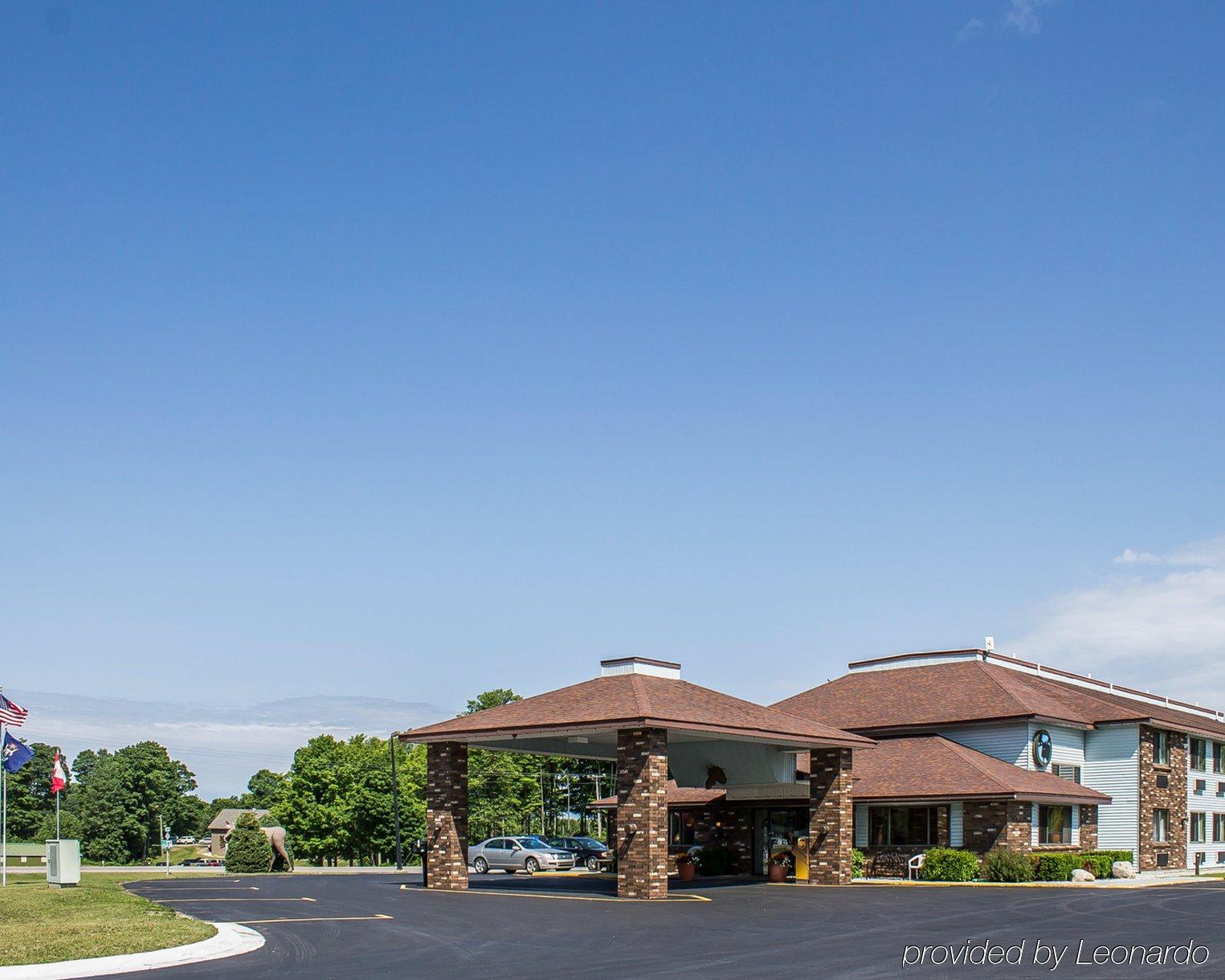 Quality Inn & Suites Newberry Bagian luar foto